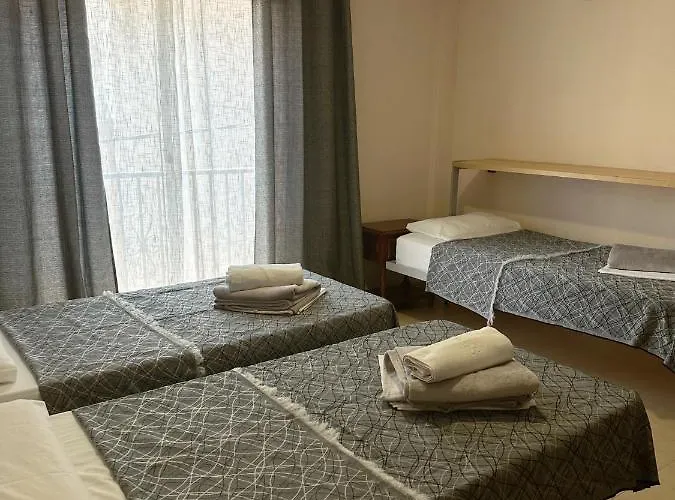 Aparthotel Royal 2*