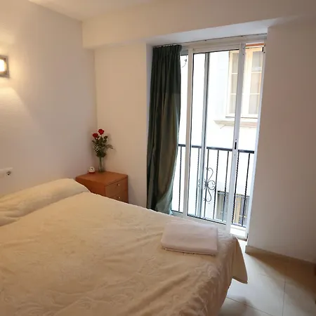 Royal Apartmanhotel 2*