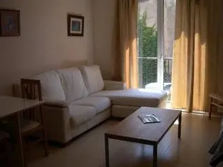 מלון דירות Royal 2*